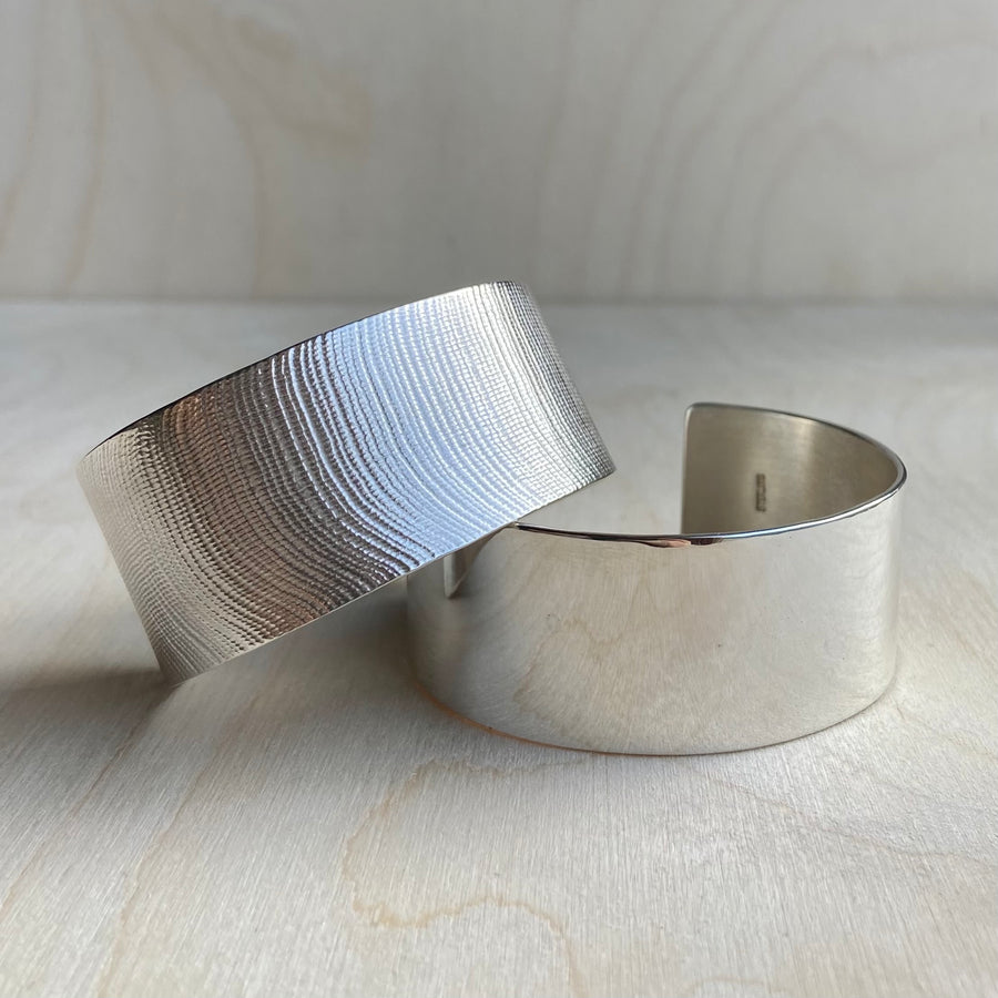 Linen cuff